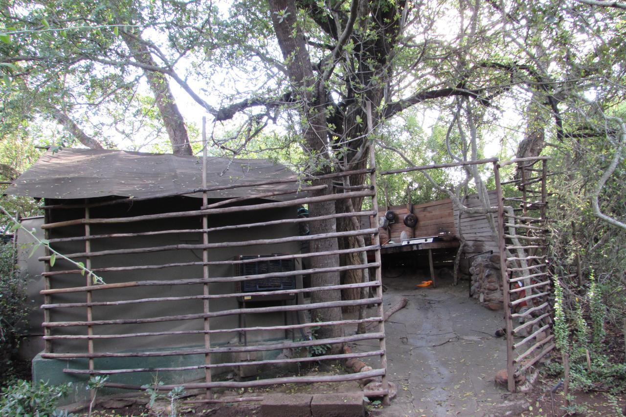 Amanzimlotzi Riverside Bush Camp Hoedspruit Bagian luar foto