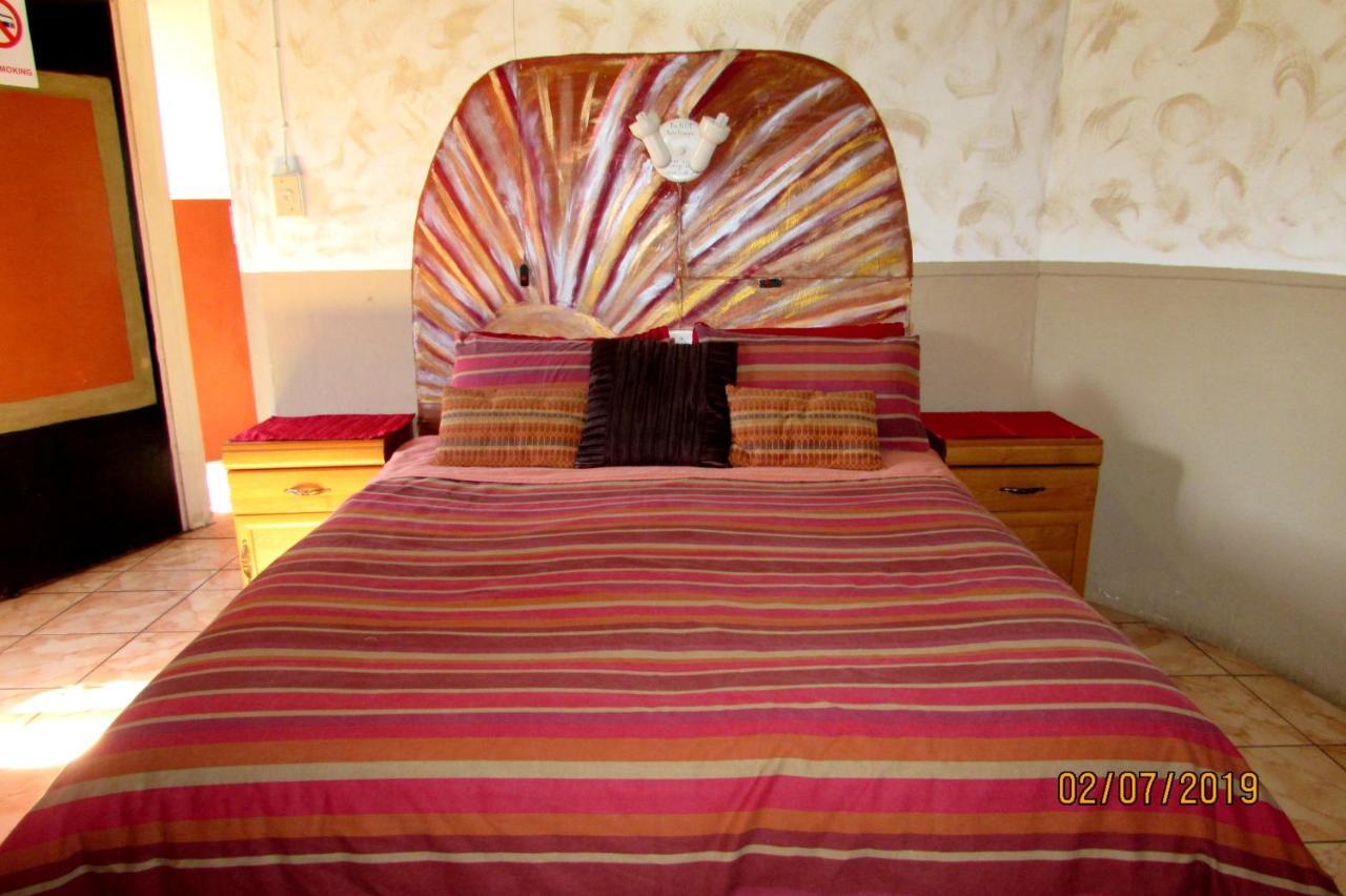 Amanzimlotzi Riverside Bush Camp Hoedspruit Bagian luar foto