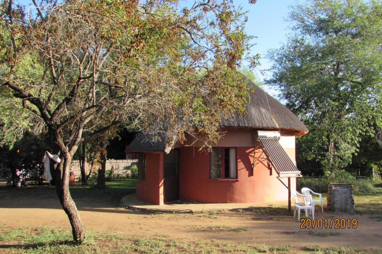 Amanzimlotzi Riverside Bush Camp Hoedspruit Bagian luar foto